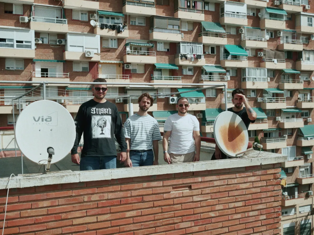 RADAR JOVEN: JOAQUÍN FÉNIX + LA NIÑA PARACAÍDAS